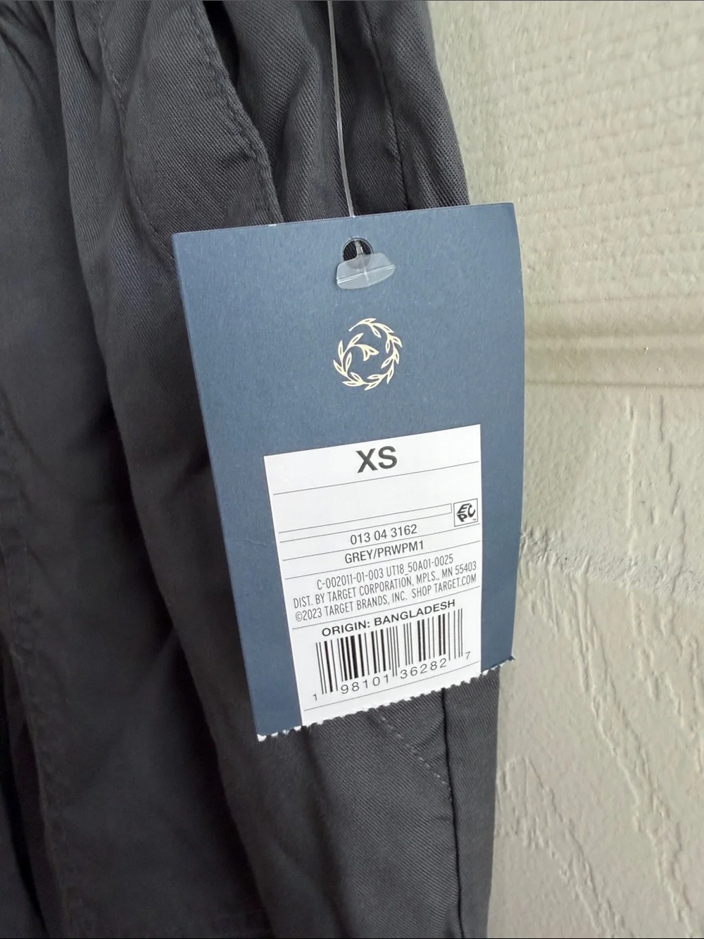 Universal Thread Black Drawstring Jogger Pants - Picture 3 of 4